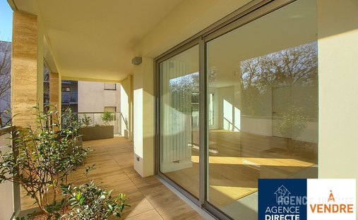 Apartment in Centre, Rennes, France 1
