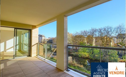 Apartment in Centre, Rennes, France 1