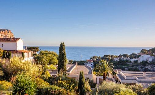 Castle for Sale in Cassis, Provence-Alpes-Côte d'Azur, France