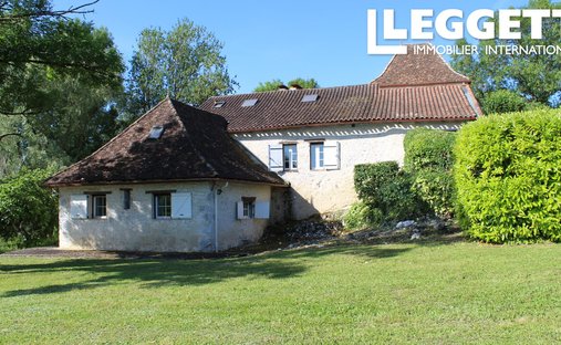House in Monsaguel, Nouvelle-Aquitaine, France 1
