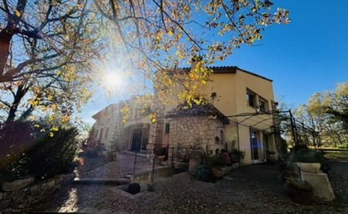 Villa in Coursegoules, Provence-Alpes-Côte d'Azur, France 1
