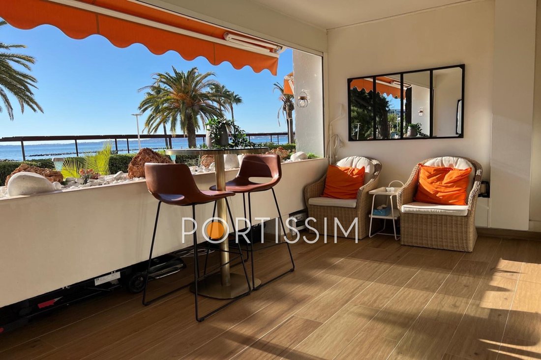 Apartment in Saint-Laurent-du-Var, Provence-Alpes-Côte d'Azur, France 1 - 16582623