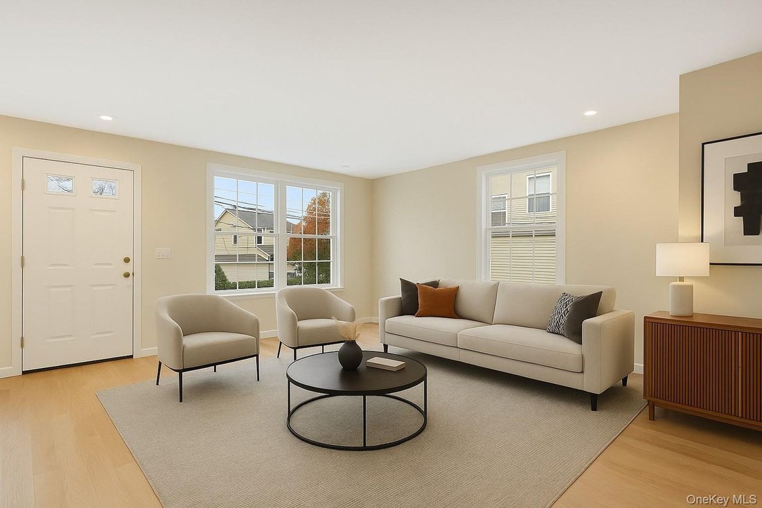 Mamaroneck, New York, United States 3 - 16652553