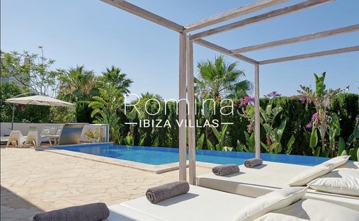 Villa in Santa Eularia des Riu, Balearic Islands, Spain 1