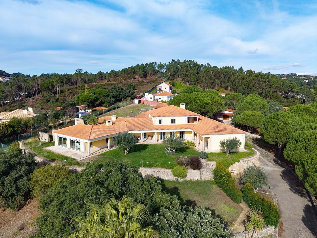 Farm Ranch in Lousa, Lisbon, Portugal 2 - 16710694