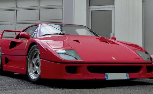 1990 Ferrari F40  in Paris, France 1
