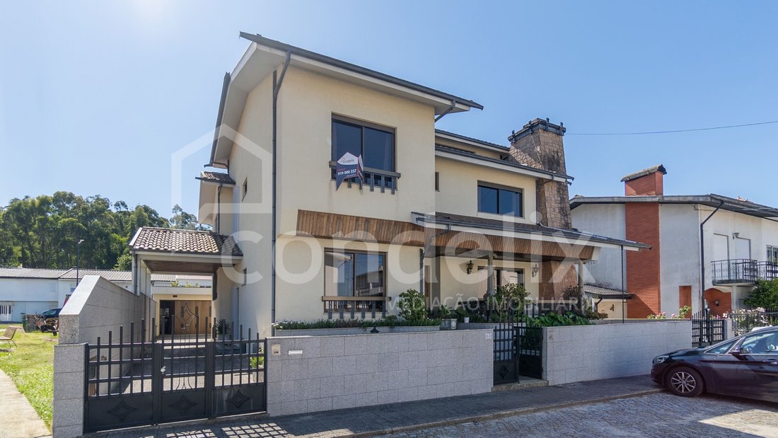 House in Vilar de Pinheiro, Porto District, Portugal 1 - 15658266