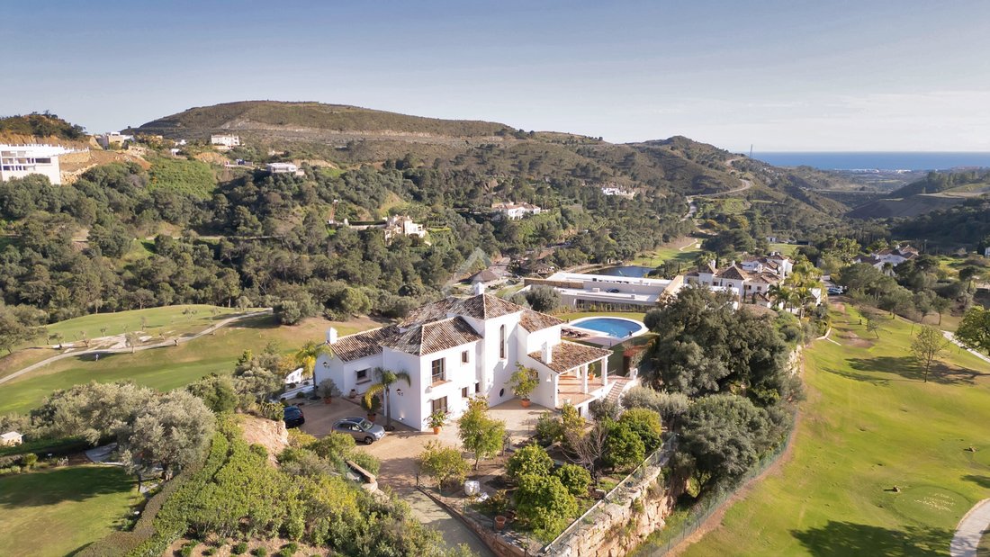 Villa in Benahavis, Andalusia, Spain 1 - 15491767