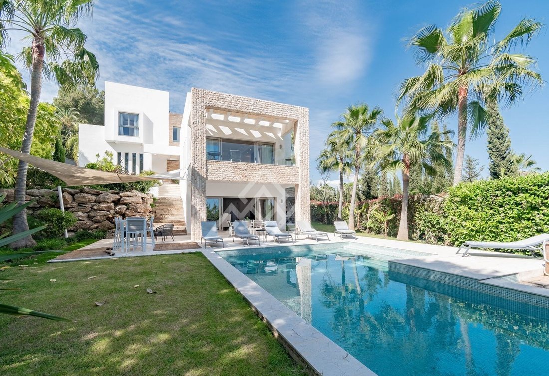 House in El Paraíso, Benahavis, Spain 4 - 15491294