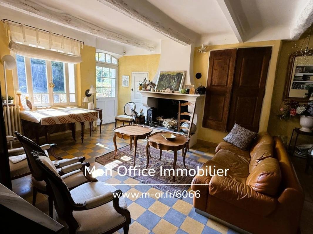 House in La Tour-d'Aigues, Provence-Alpes-Côte d'Azur, France 3 - 16715438
