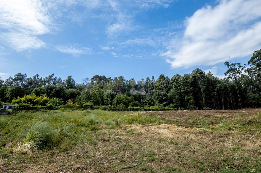 Land in Sao Felix da Marinha, Porto District, Portugal 1 - 15015769