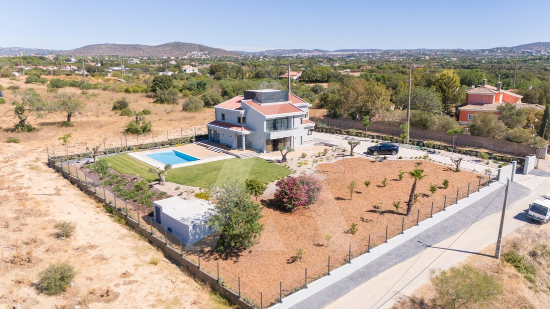 House in Quarteira, Algarve, Portugal 3 - 14672245