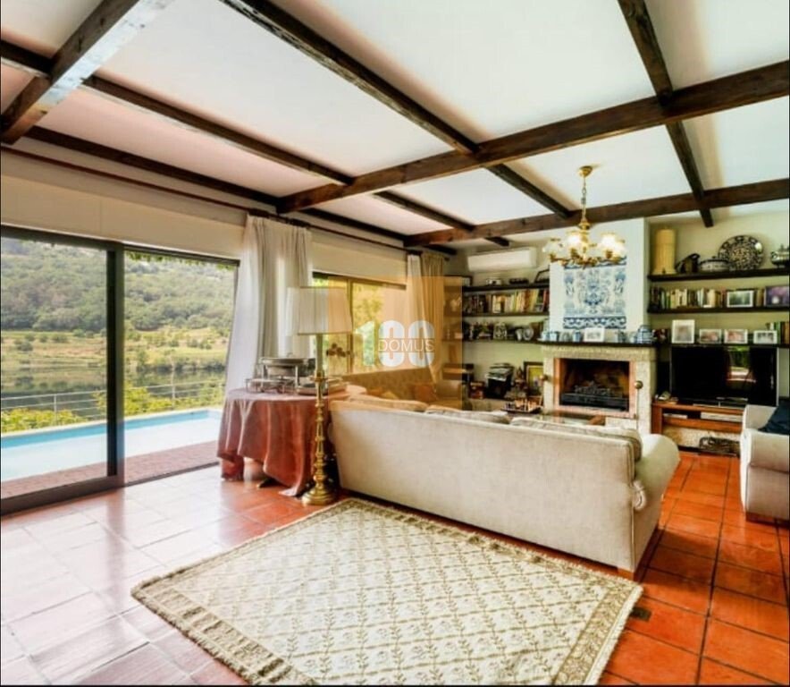 Finca in Vila Boa do Bispo, Porto District, Portugal 4 - 16255489