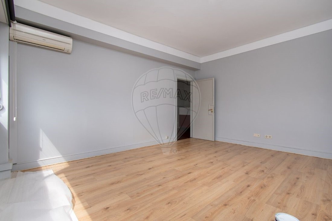 Apartment in Avenidas Novas, Lisbon, Portugal 4 - 15956430