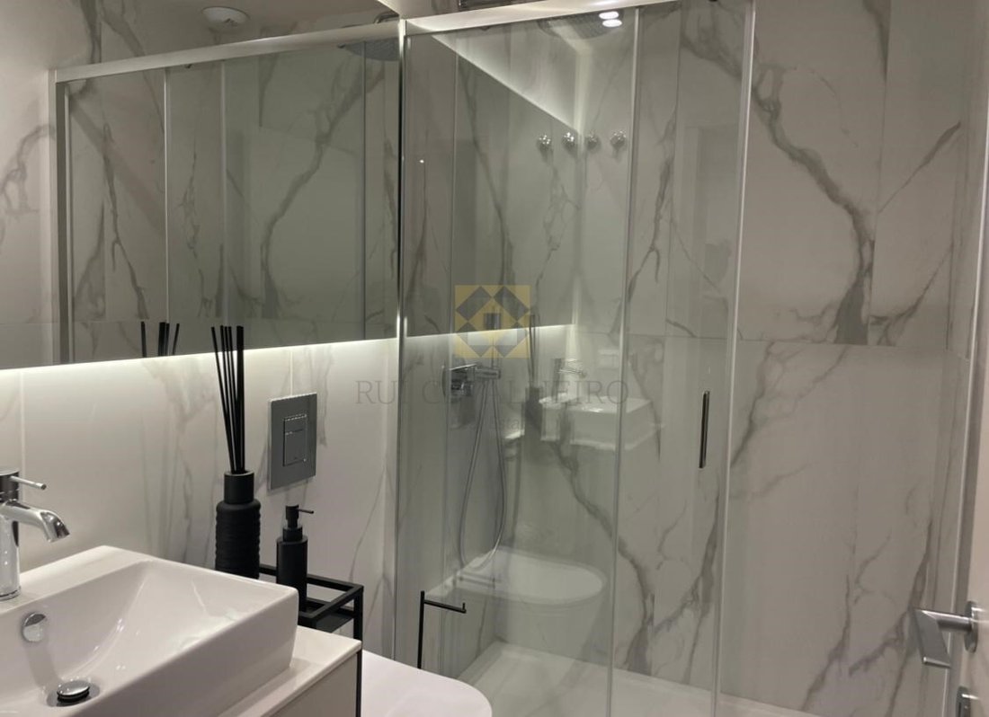 Apartment in Santa Marinha e Sao Pedro da Afurada, Porto District, Portugal 5 - 15487106