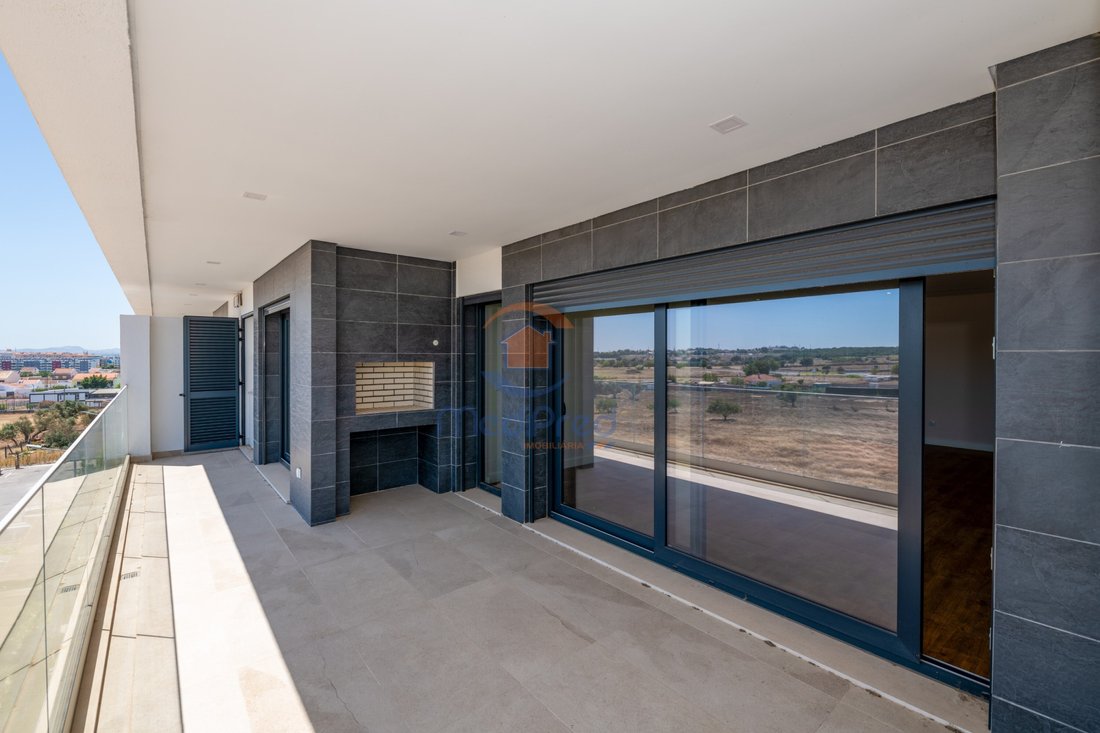Apartment in Montijo e Afonsoeiro, Setubal, Portugal 1 - 14614970