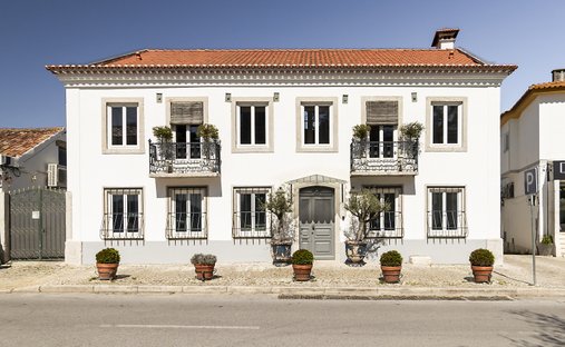 House in Azeitao (Sao Lourenco e Sao Simao), Setubal, Portugal 1