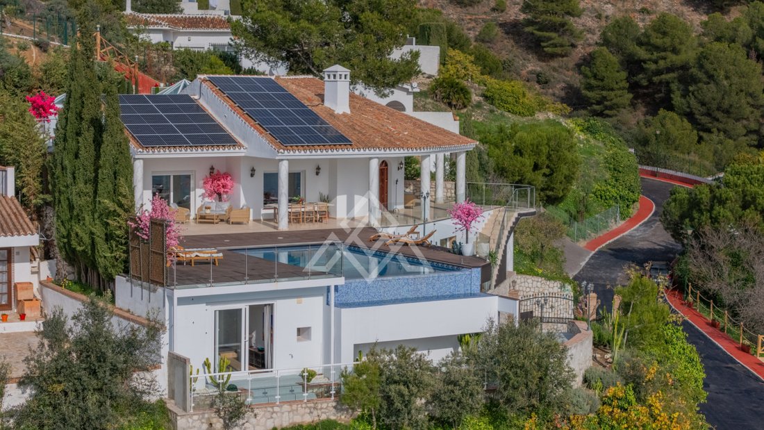 Villa in Valtocado, Mijas, Andalusia 2 - 15491245