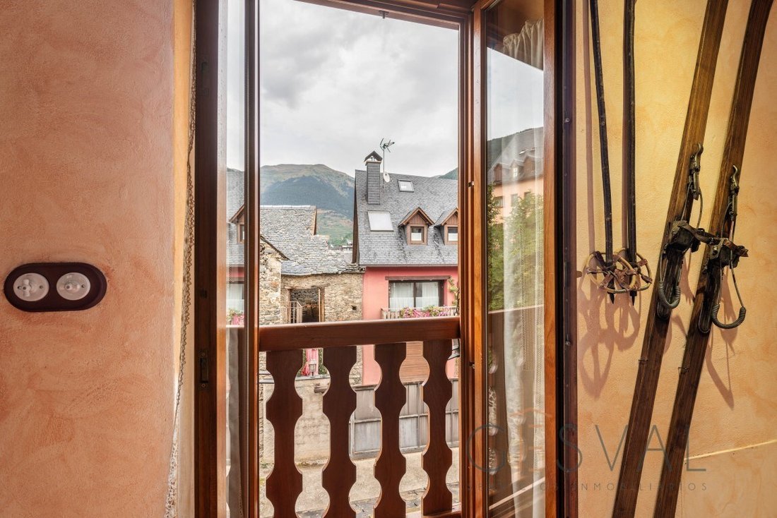 House in Vielha e Mijaran, Catalonia, Spain 5 - 14677401