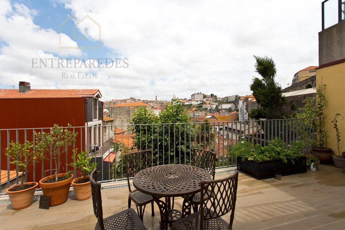 Apartment in Santa Marinha e Sao Pedro da Afurada, Porto District, Portugal 1 - 16608772