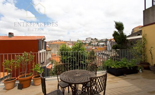 Apartment in Santa Marinha e Sao Pedro da Afurada, Porto District, Portugal 1