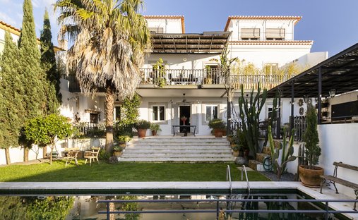 House in Azeitao (Sao Lourenco e Sao Simao), Setubal, Portugal 1