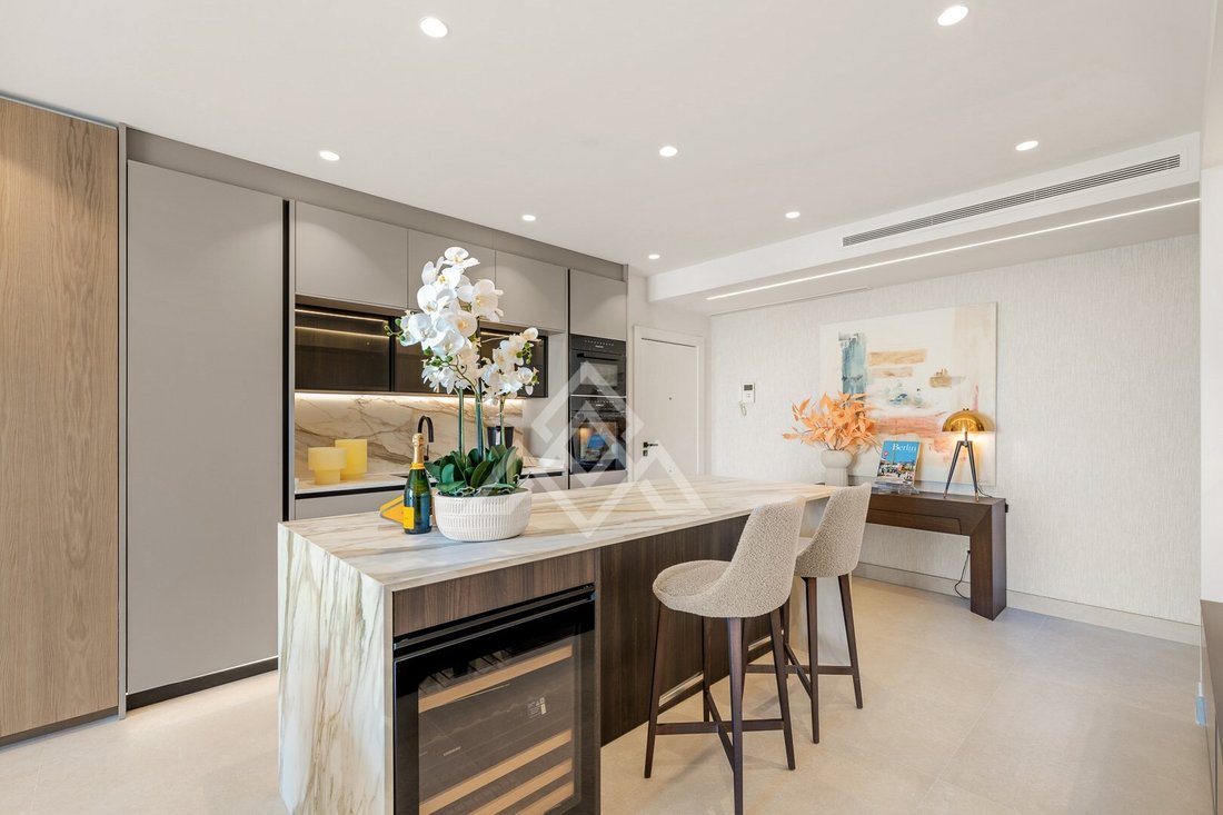 Apartment in Cancelada, Estepona, Andalusia 4 - 16621425