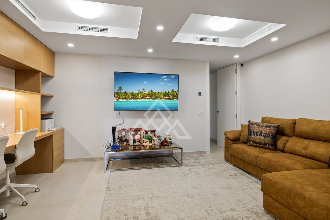 Apartment in Puerto Banus, Marbella, Spain 2 - 16621363