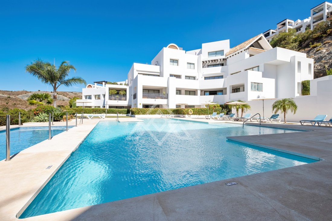 Apartment in Benahavis, Andalusia, Spain 2 - 15560610