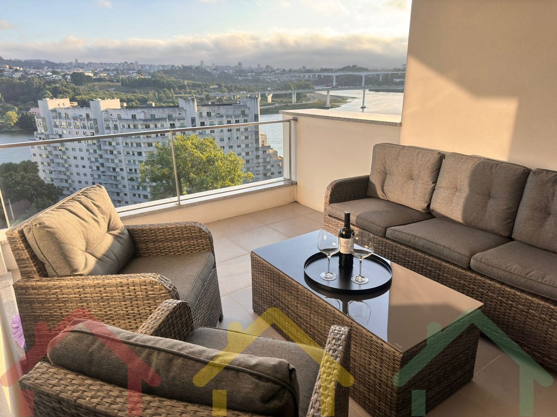 Apartment in Gondomar (Sao Cosme), Valbom e Jovim, Porto District, Portugal 1 - 14532723