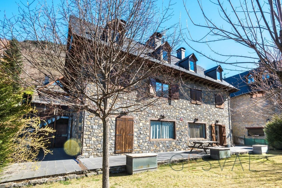 House in Vielha e Mijaran, Catalonia, Spain 3 - 11853944