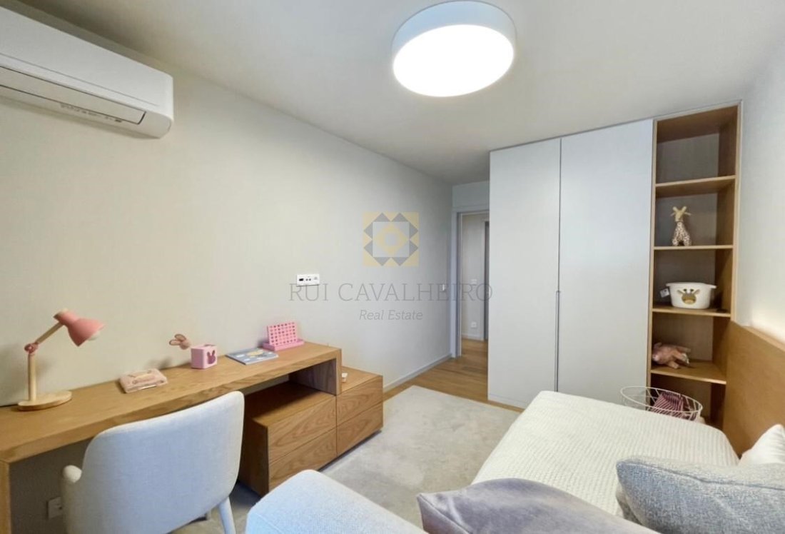 Apartment in Santa Marinha e Sao Pedro da Afurada, Porto District, Portugal 1 - 15487090