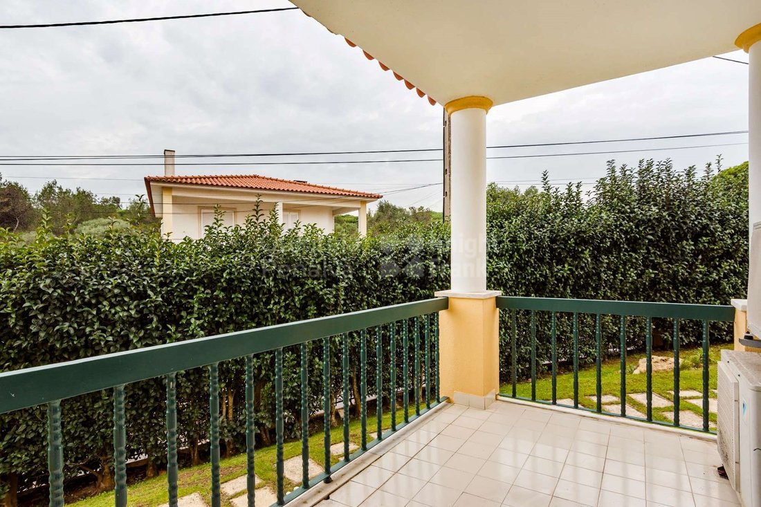 Apartment in Cascais e Estoril, Lisbon, Portugal 1 - 15015614