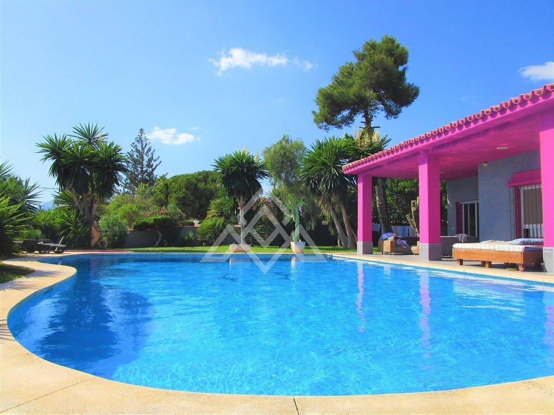 House in Elviria-Cabopino, Marbella, Spain 3 - 15491668