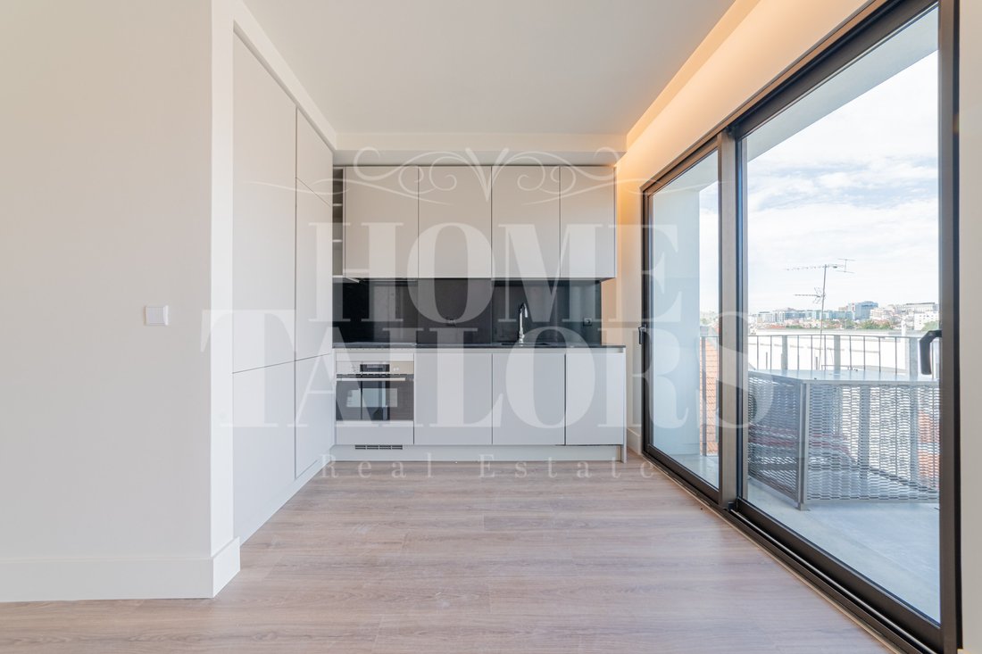 Apartment in Avenidas Novas, Lisbon, Portugal 3 - 16052954
