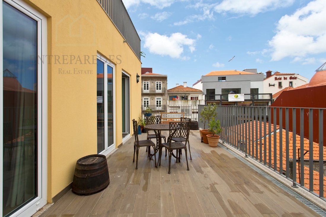 Apartment in Santa Marinha e Sao Pedro da Afurada, Porto District, Portugal 2 - 16608772