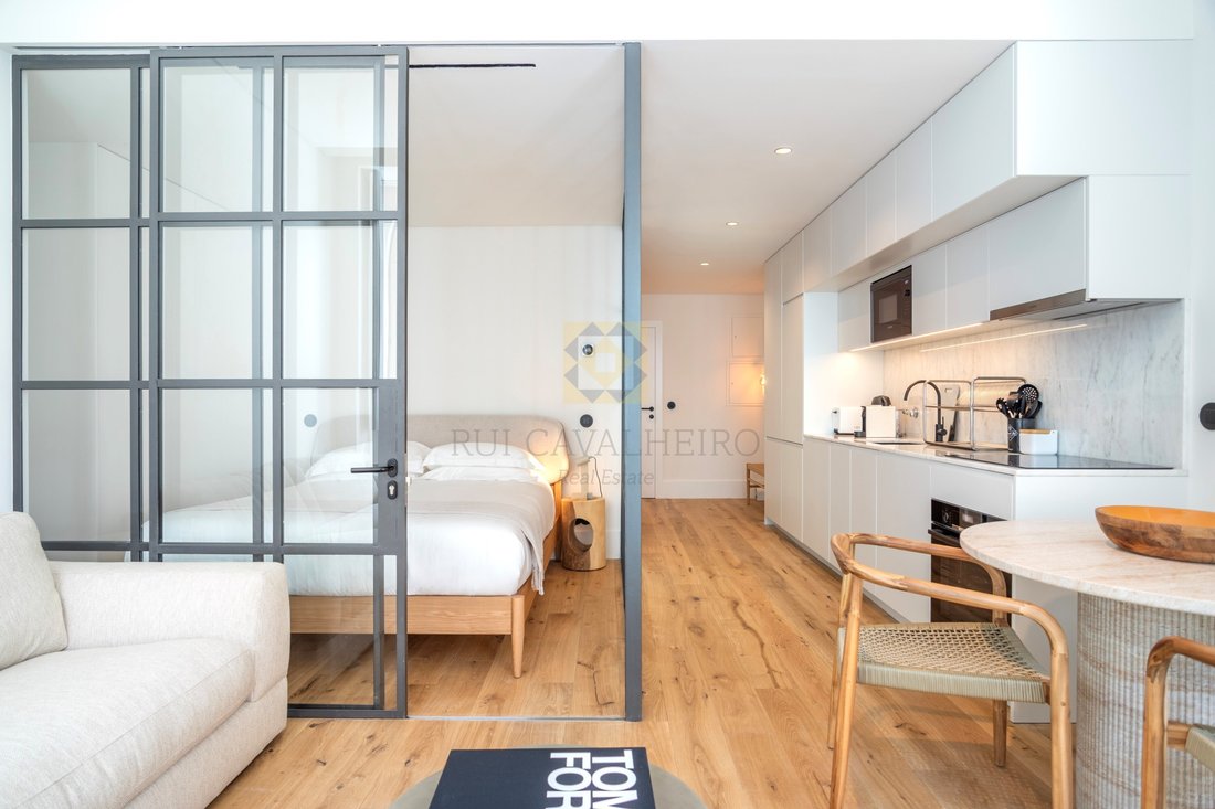 Apartment in Aldoar, Foz do Douro e Nevogilde, Porto District, Portugal 2 - 15752897