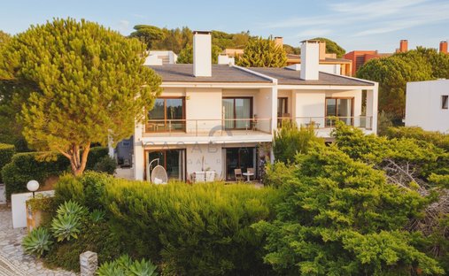 House in Alcabideche, Lisbon, Portugal 1