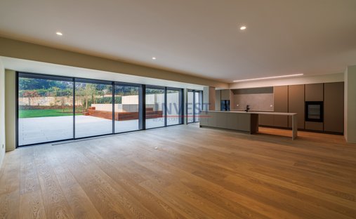 Apartment in Aldoar, Foz do Douro e Nevogilde, Porto District, Portugal 1
