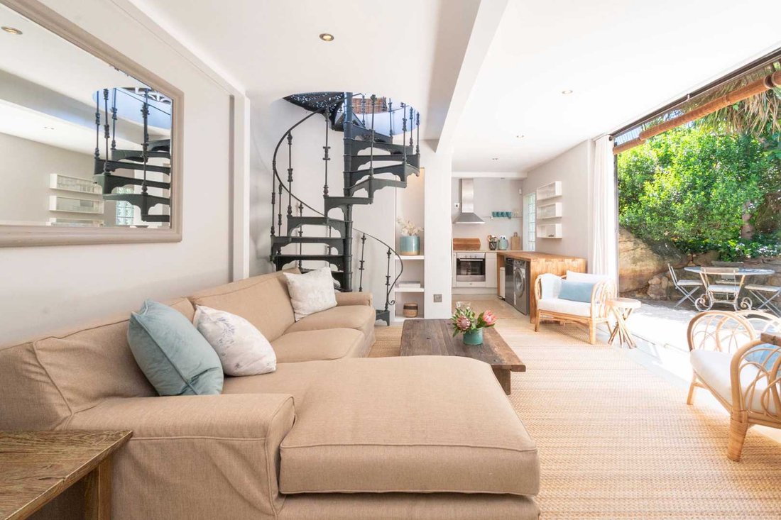 House in Cape Town, Western Cape, South Africa 4 - 16711438