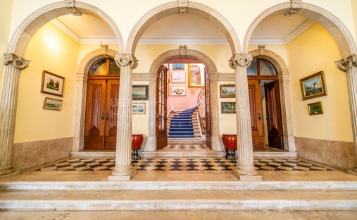 Chateau in Misericordia, Lisbon, Portugal 1