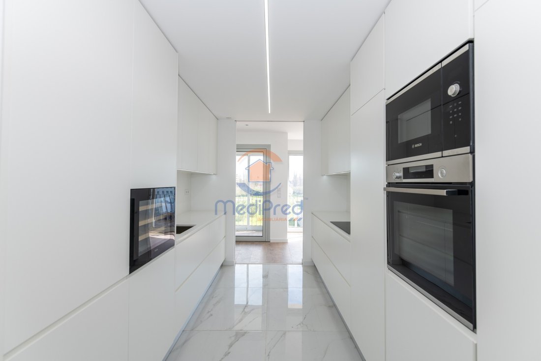 Apartment in Montijo e Afonsoeiro, Setubal, Portugal 2 - 16580339