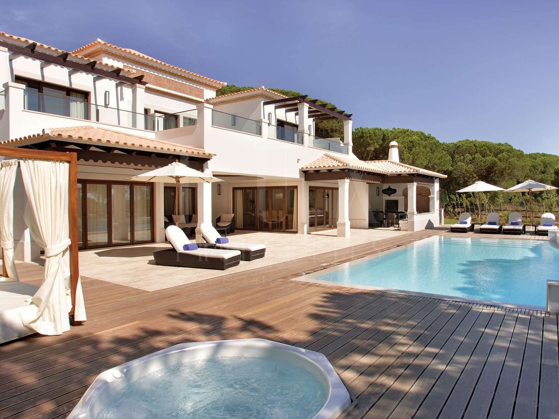 House in Olhos de Agua, Algarve, Portugal 1 - 12962948