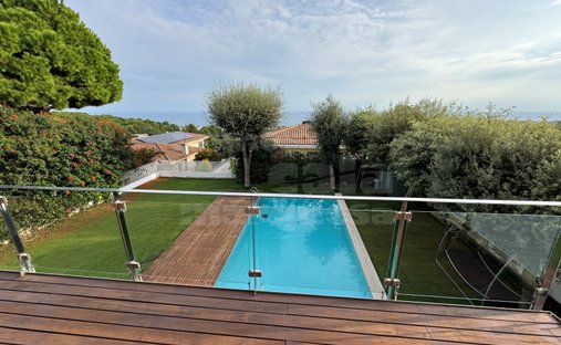 Chalet in Teia, Catalonia, Spain 1