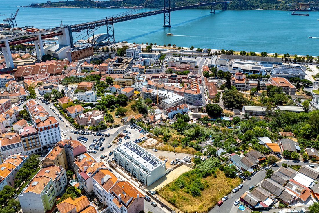 House in Alcantara, Lisbon, Portugal 1 - 15158581