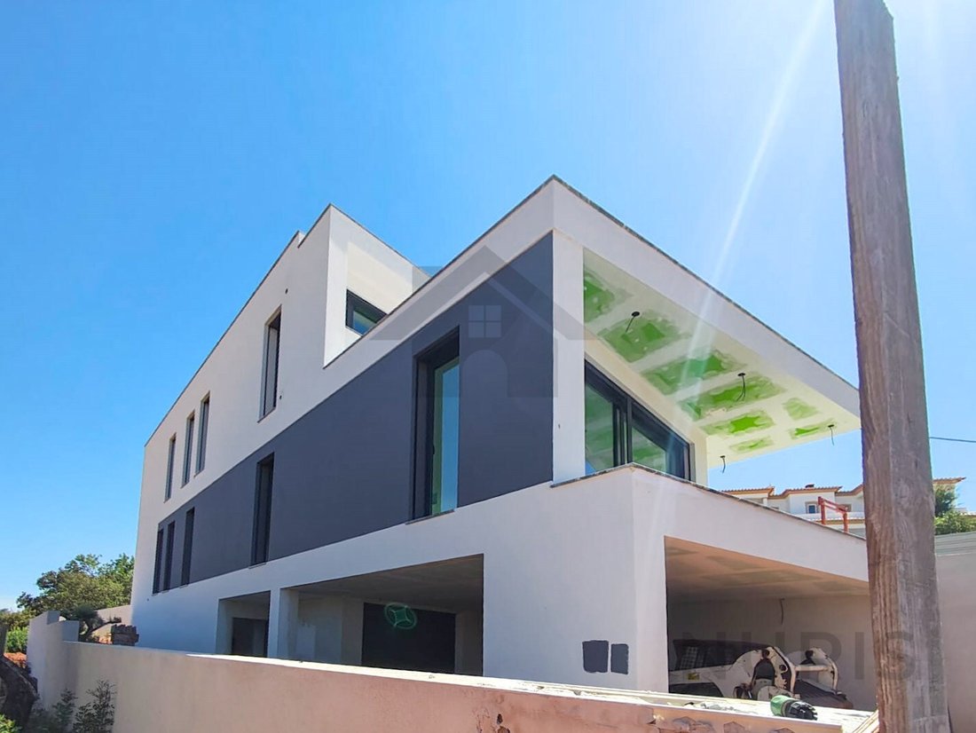 House in Mexilhoeira Grande, Algarve, Portugal 2 - 16600335