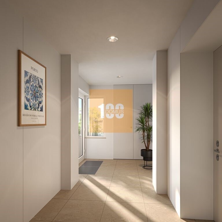 Apartment in Mafamude e Vilar do Paraiso, Porto District, Portugal 4 - 16600553
