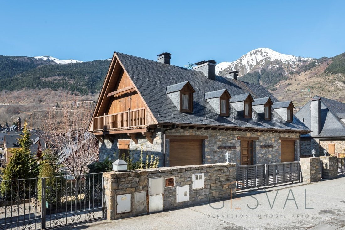 House in Vielha e Mijaran, Catalonia, Spain 4 - 11853944