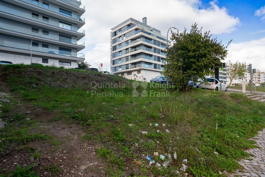 Land in Falagueira-Venda Nova, Lisbon, Portugal 3 - 16613161