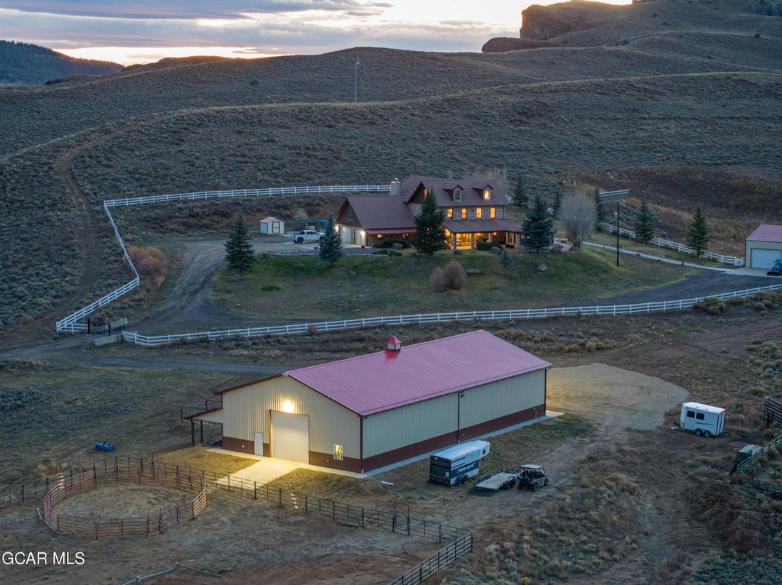 House in Hot Sulphur Springs, Colorado, United States 2 - 16715424